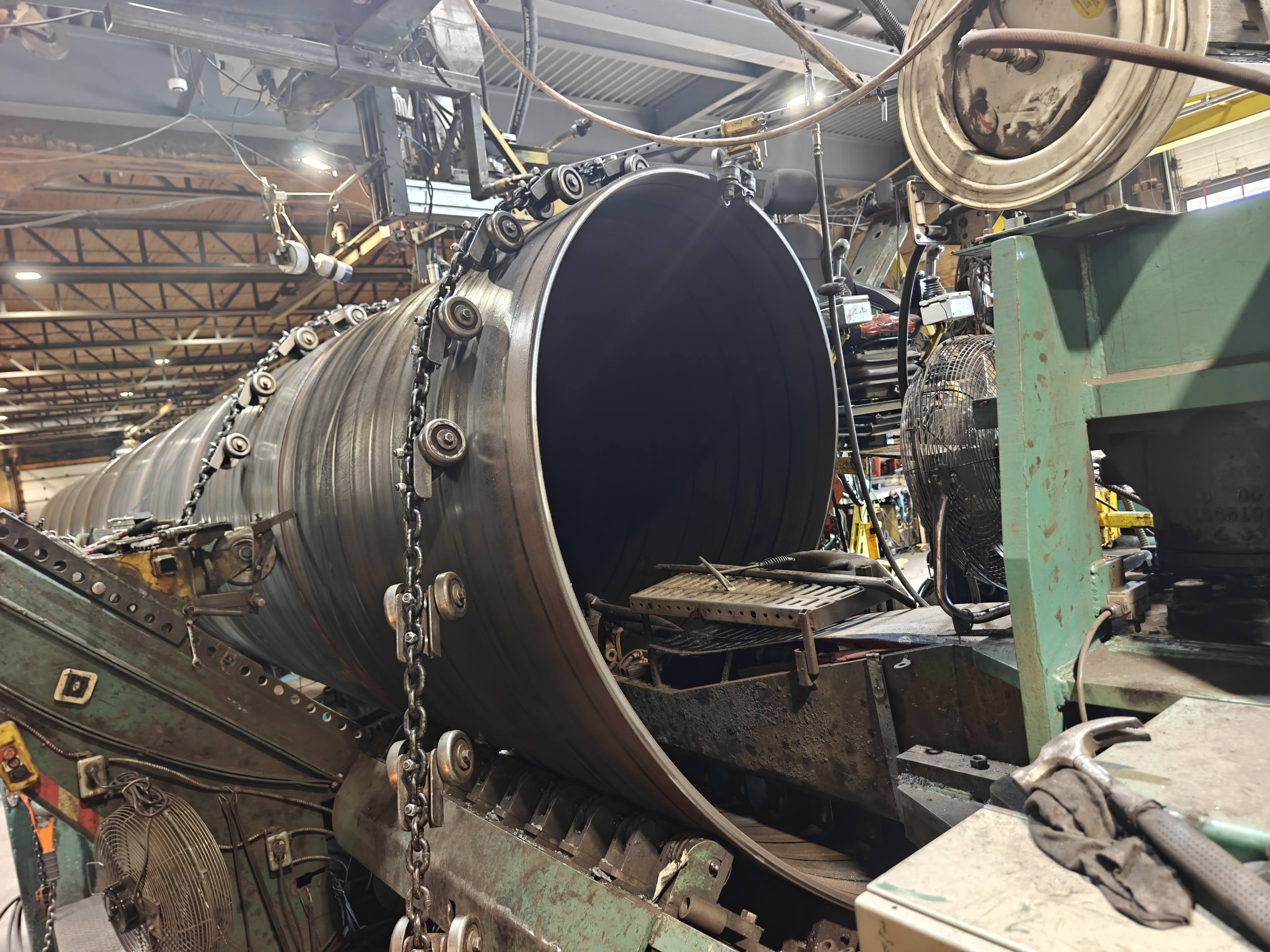 Pieux en cours de fabrication à l'usine