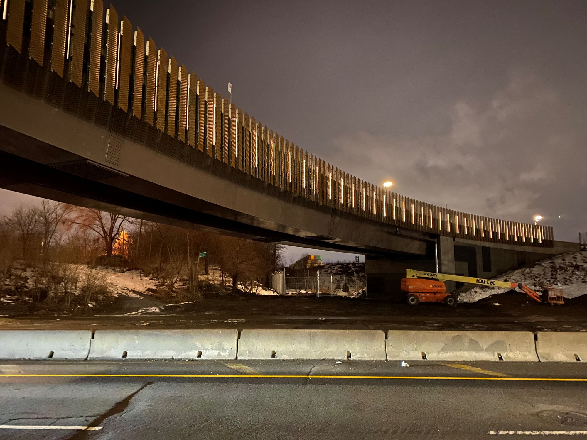 Pont Vickers illuminé