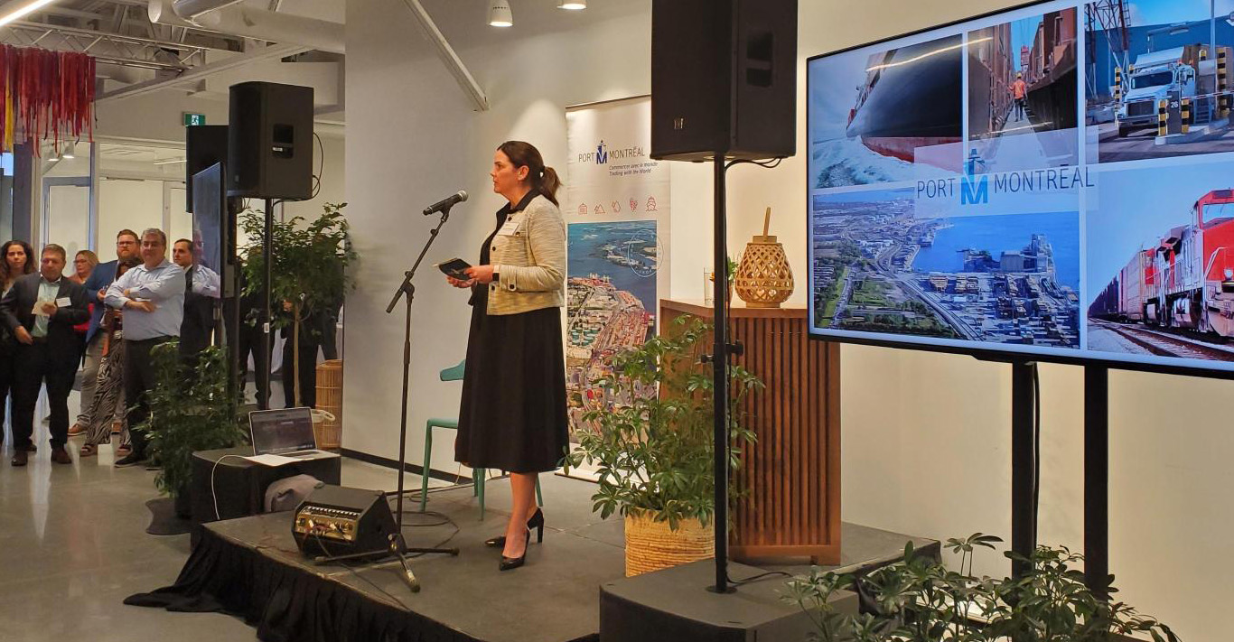 Geneviève Deschamps au Grand Quai du Port de Montréal