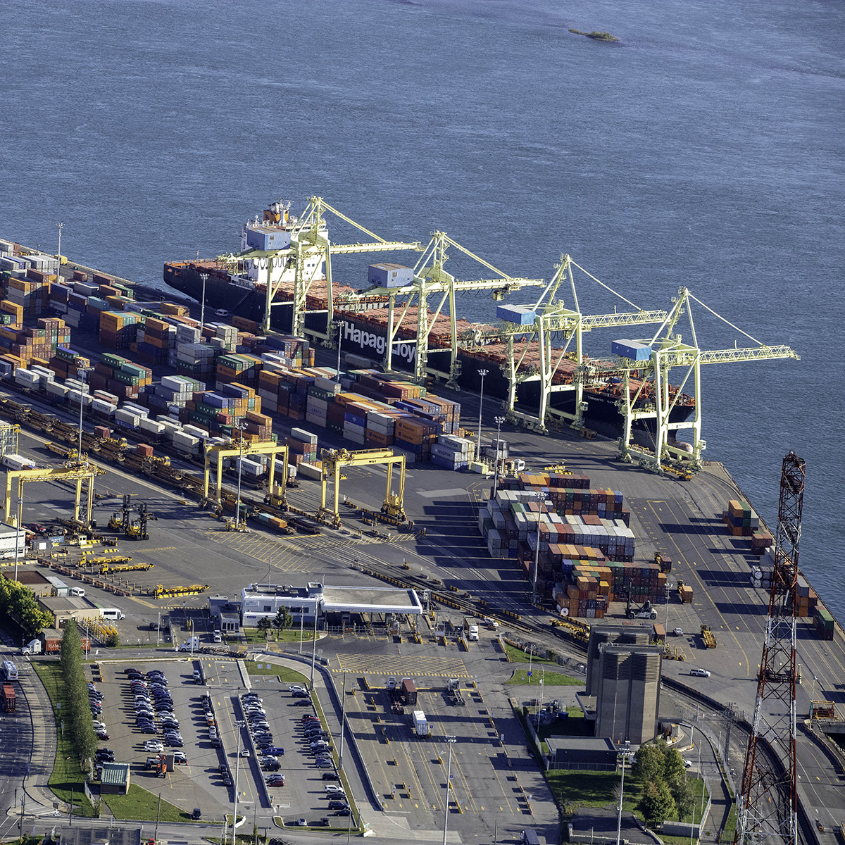 Hapag Lloyd ship at the Port of Montreal