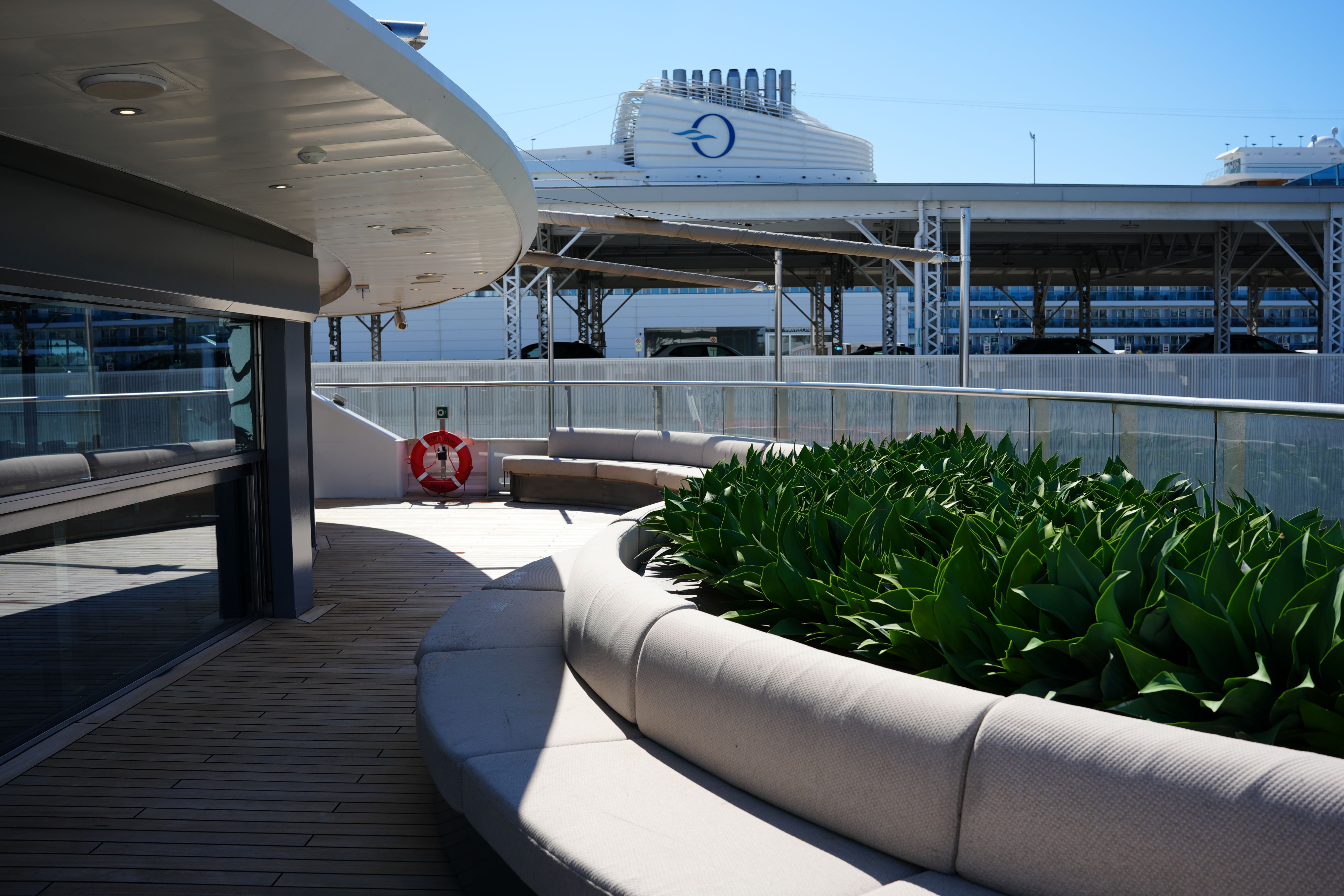 Sur le pont du Scenic Eclipse